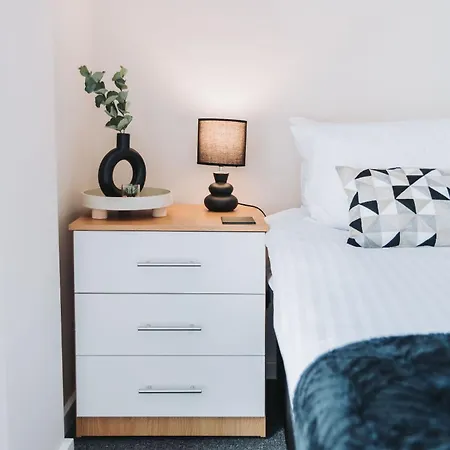 Ideal Lodgings Near Old Trafford Manchester Room photo