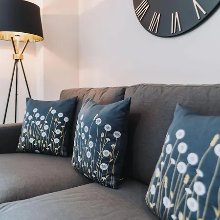 Ideal Lodgings Near Old Trafford Manchester Room photo